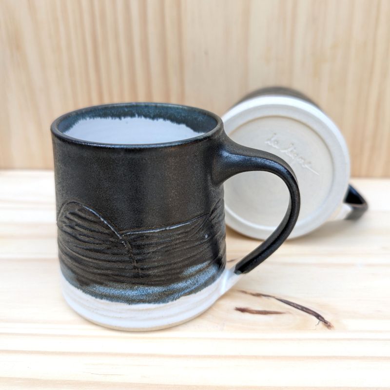 Mug montagne noire - La ligne céramique