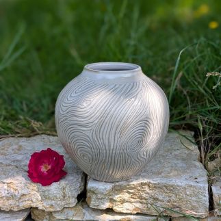 Grand vase boule bois